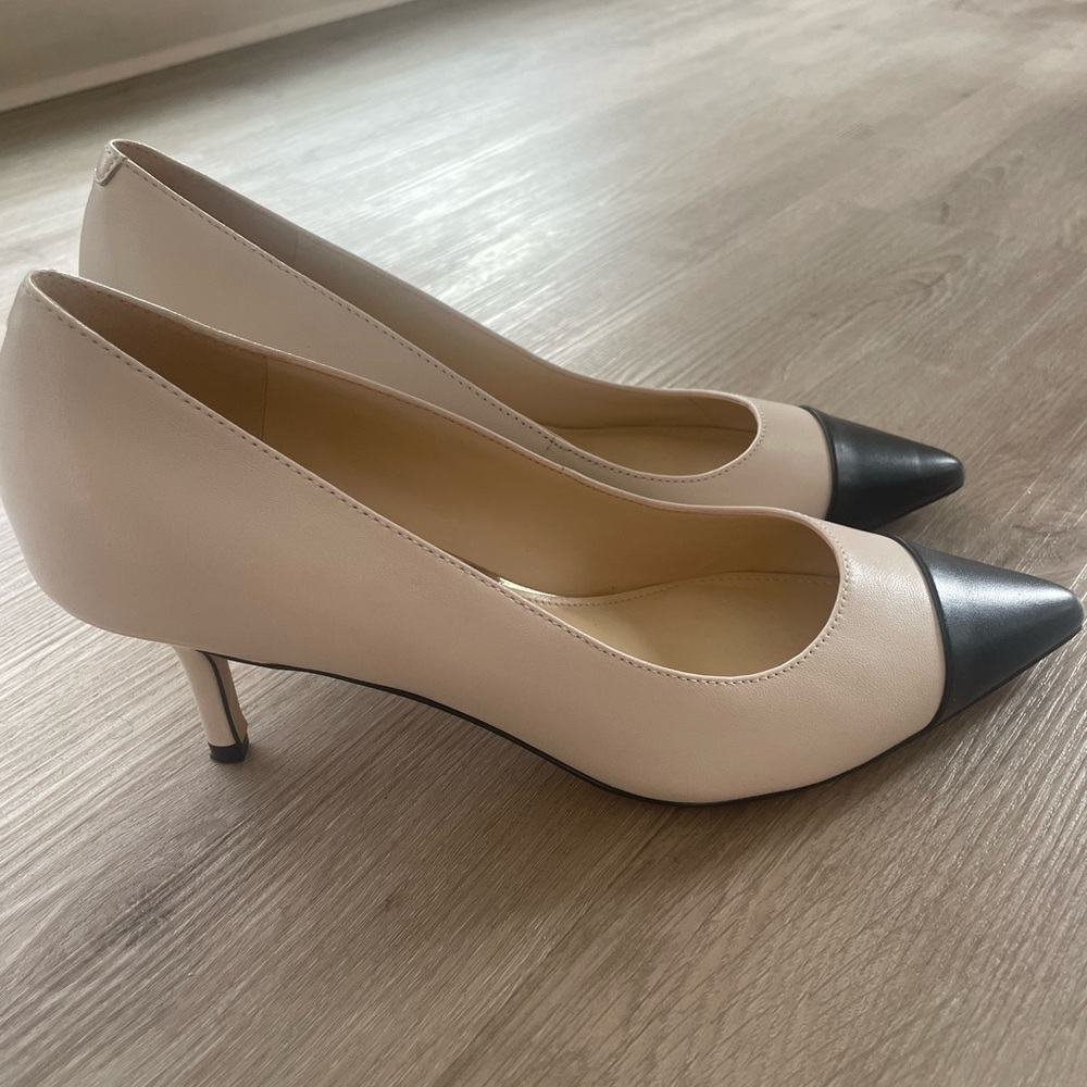 Nine West Two-Tone Pointed Toe Pumps in Cream and Black - Picture 5 of 6